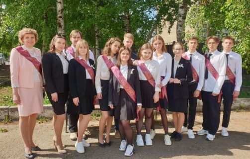 В Смоленской Православной гимназии в 21 раз прозвенел Последний Звонок